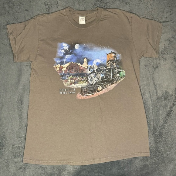 Knotts Berry Farm Shirt - Picture 2 of 4